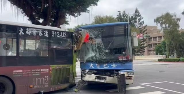 台北发生一起交通事故 一死多伤引发关注  第1张