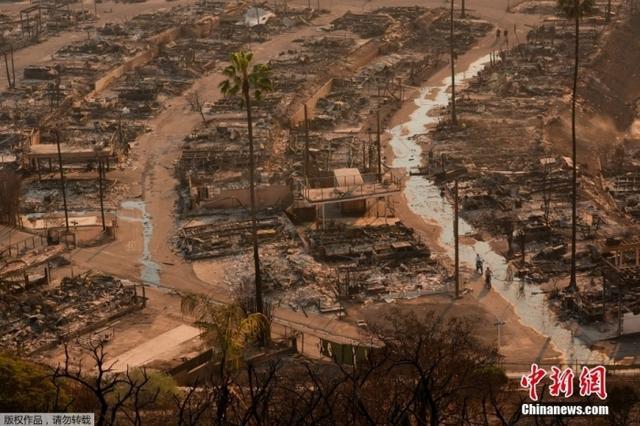 洛杉矶山火死亡人数升至16人 多地发现遇难者  第1张